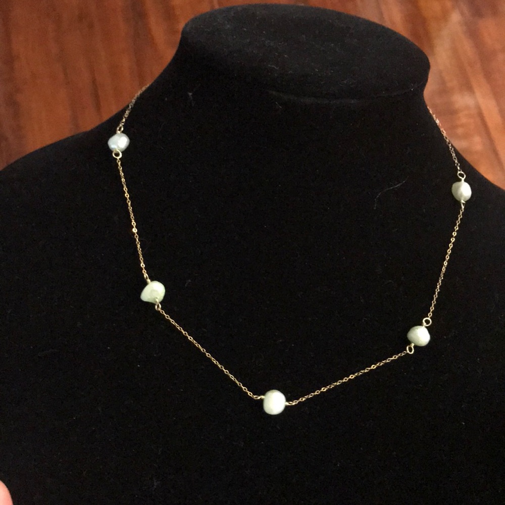 Green freshwater pearl necklace